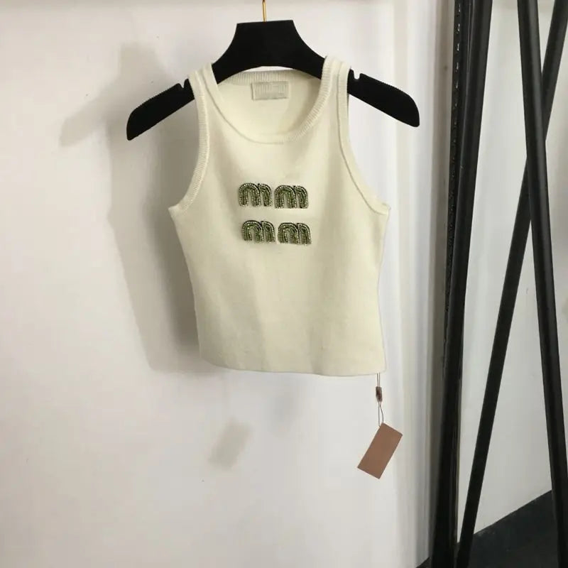 Top avec logo brodé